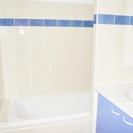 דירה Climatise De 3 Pieces Avec Piscine, Terrasse Et Parking - - Fr-1-382-54 Vallon-Pont-dʼArc